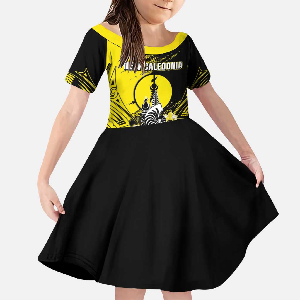 Personalised New Caledonia Day Family Matching Off Shoulder Maxi Dress and Hawaiian Shirt Kanaky Flag Coat Of Arms Polynesian Pattern LT05 Daughter's Dress Yellow - Polynesian Pride