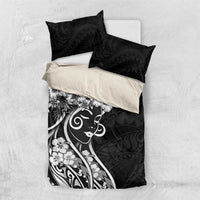 Polynesian Women's Day Bedding Set Black Hibiscus Flowers With Polynesian Pattern