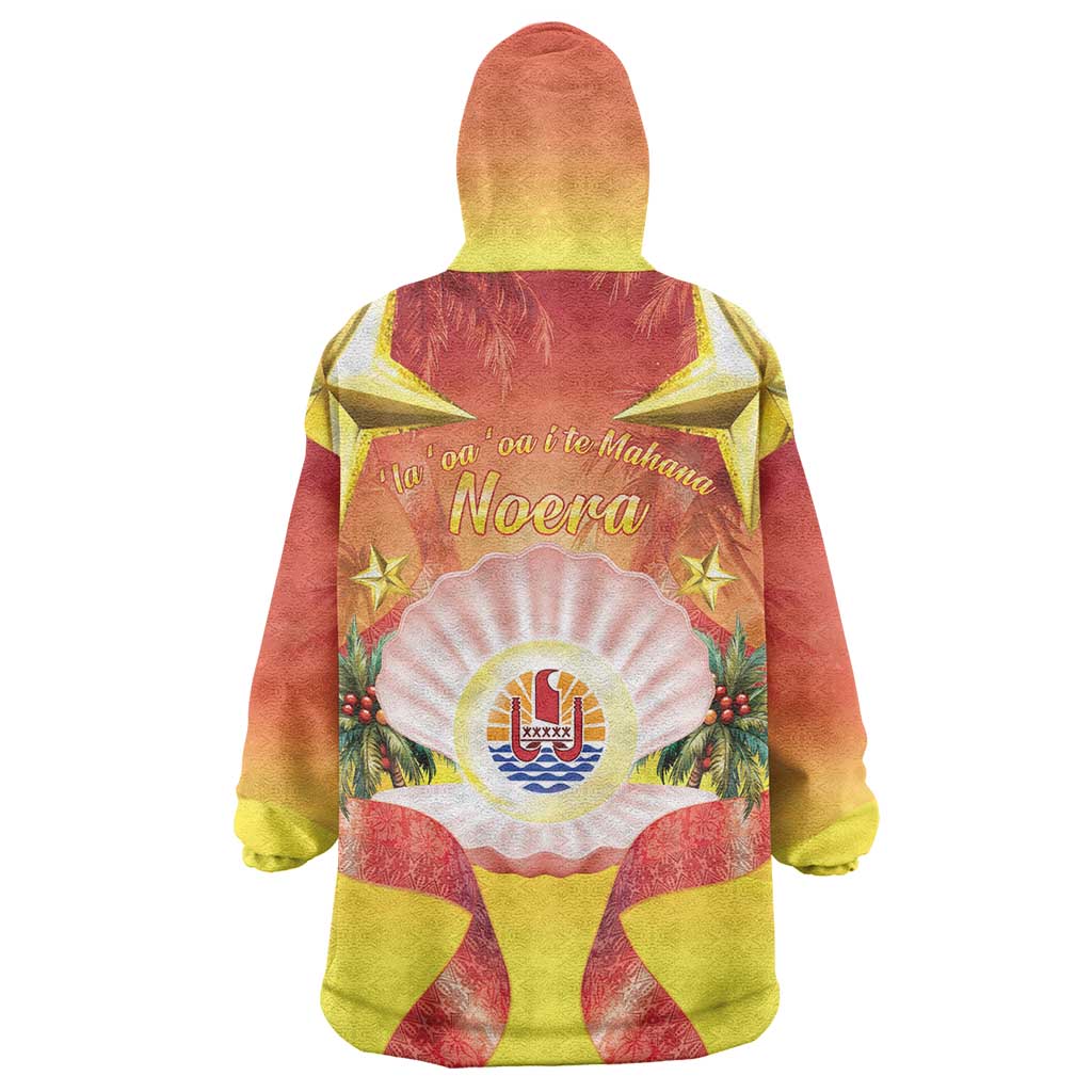 French Polynesia Christmas Wearable Blanket Hoodie Seashell Santa Beach Vibes - Polynesian Pride