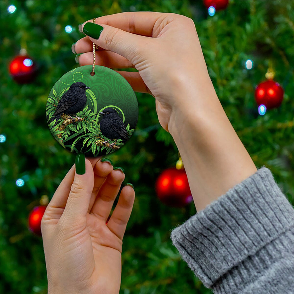 New Zealand Black Robin Ceramic Ornament Karure Maori Koru Art Tattoo LT05 - Polynesian Pride