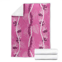 Hawaii Maile Lei Blanket With Pink Monstera Pattern
