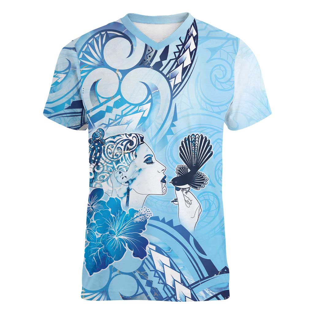 Aotearoa Maori Wahine Women V-Neck T-Shirt Fantail Bird Blue Gold Marble