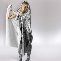 Aotearoa Maori Wahine Hooded Blanket Fantail Bird Black Gold Marble