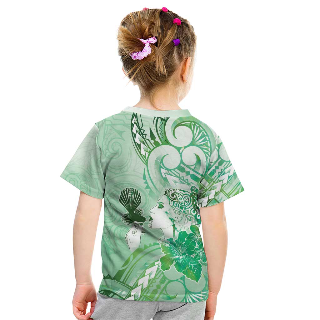 Aotearoa Maori Wahine Kid T Shirt Fantail Bird Green Gold Marble
