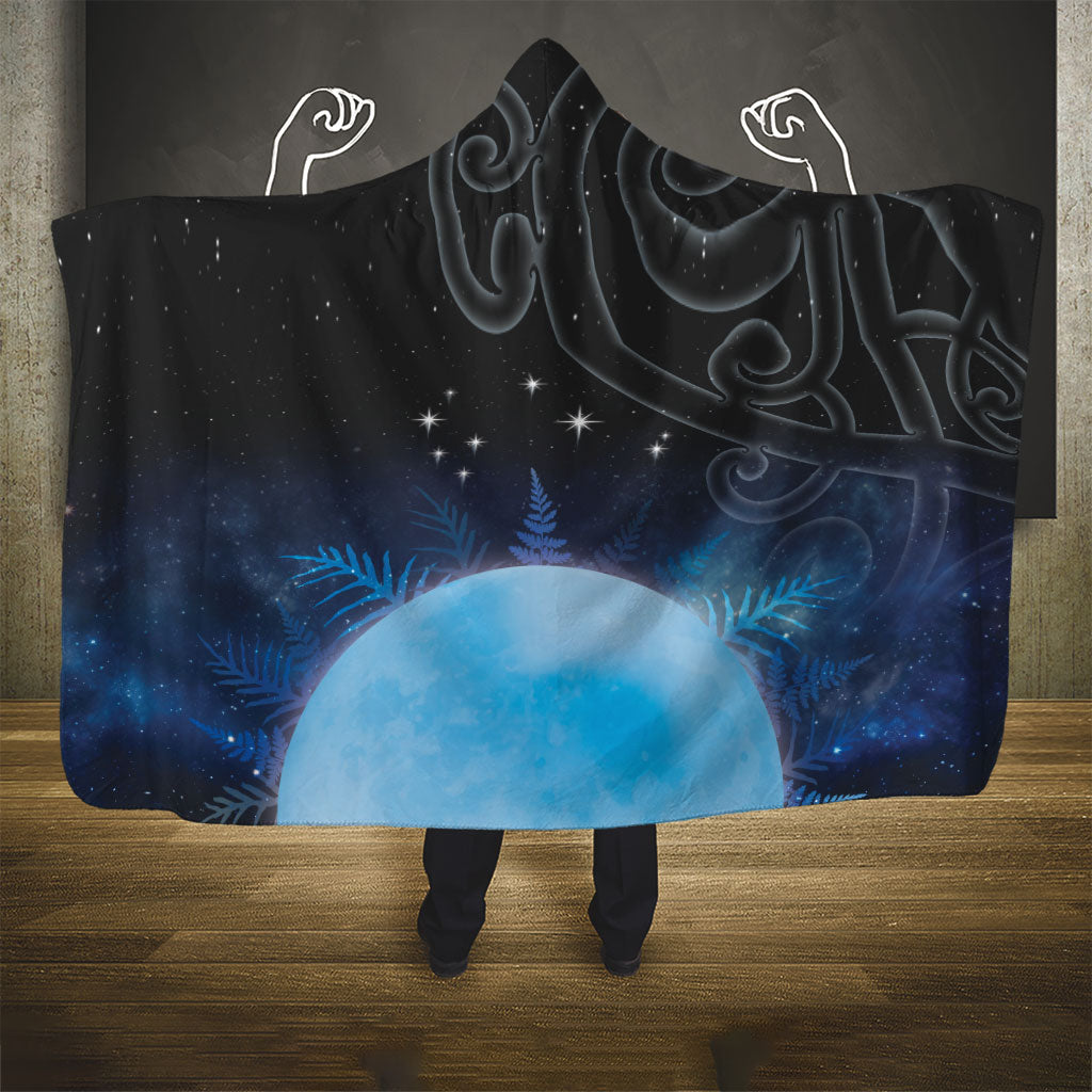 New Zealand Matariki Hooded Blanket Pleiades Star Cluster Blue Galaxy