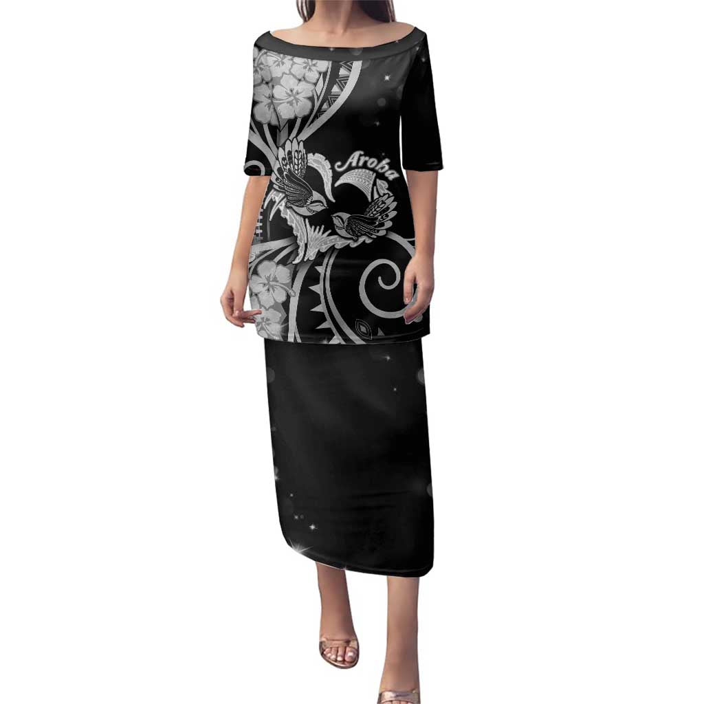 New Zealand Valentine Family Matching Puletasi and Hawaiian Shirt Aroha Gray Piwakawaka LT05 Mom's Dress Gray - Polynesian Pride