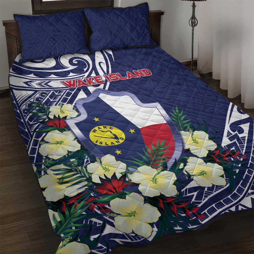 Wake Island Quilt Bed Set Tribal Pattern With Hibiscus Flowers
