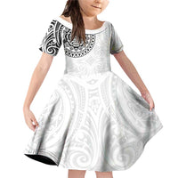 New Zealand Aotearoa Family Matching Off Shoulder Short Dress and Hawaiian Shirt Maori Te Mata O Rongokako LT05 Daughter's Dress White - Polynesian Pride