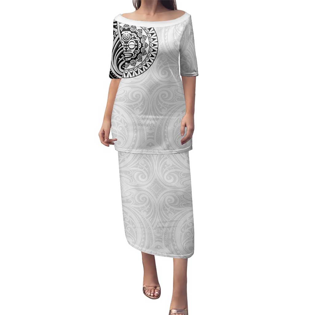 New Zealand Aotearoa Family Matching Puletasi and Hawaiian Shirt Maori Te Mata O Rongokako LT05 Mom's Dress White - Polynesian Pride