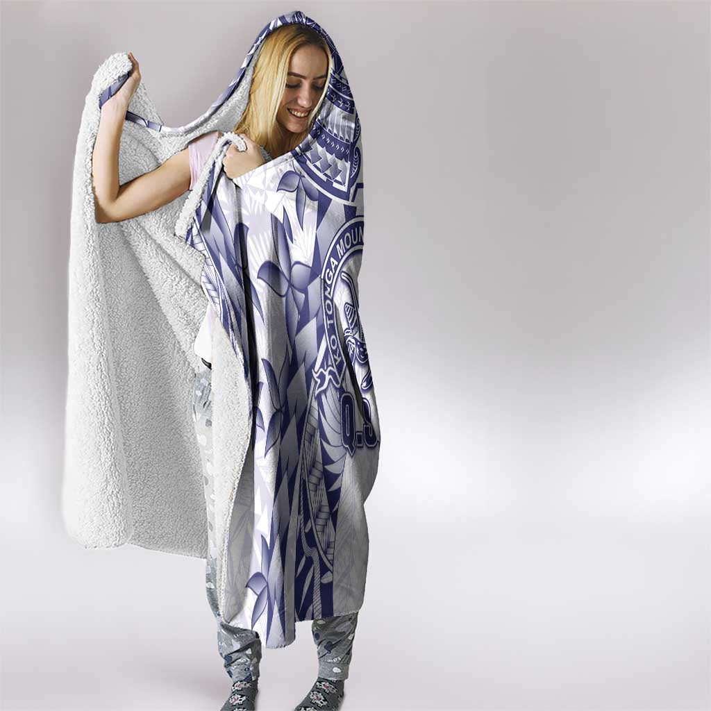 Tonga Queen Salote College Hooded Blanket Centenary White Version