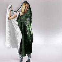 New Zealand Matariki Tupuarangi Hooded Blanket Maori Moko Green Galaxy