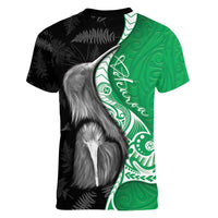 New Zealand Aotearoa Women V-Neck T-Shirt Kiwi Fern Maori Pattern Green Version
