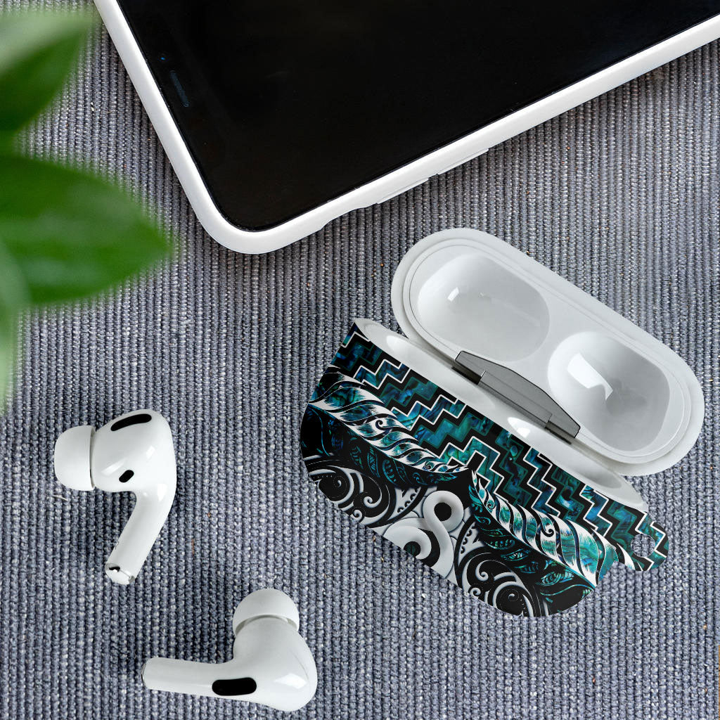New Zealand Maori AirPods Case Poutama Pikorua - Single Twist Paua Shell