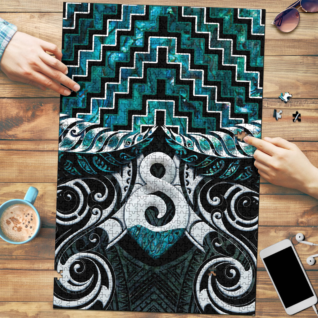 New Zealand Maori Puzzle Poutama Pikorua - Single Twist Paua Shell LT05 Turquoise - Polynesian Pride