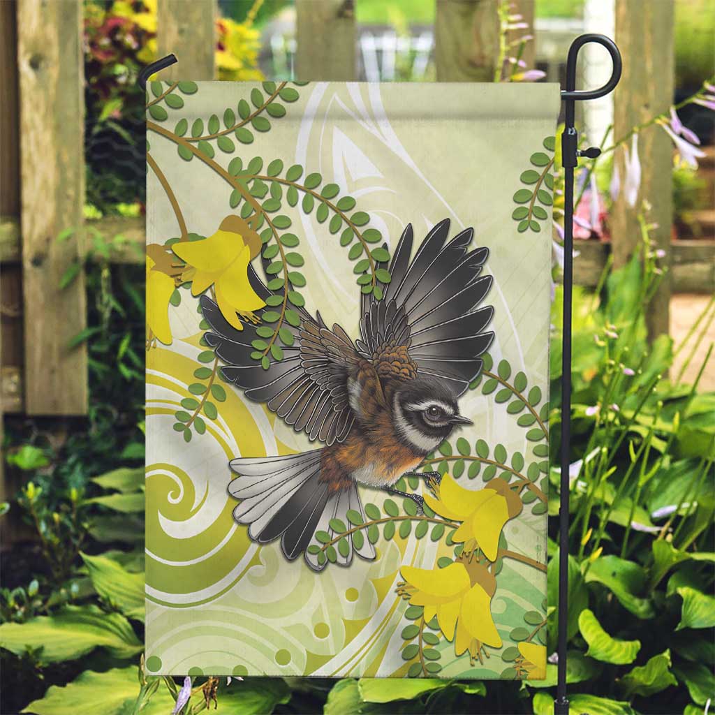 New Zealand Piwakawaka Fantail Bird Garden Flag With Kowhai Flowers LT05 Garden Flag Green - Polynesian Pride