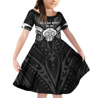 New Zealand Te Reo Maori Family Matching Off Shoulder Short Dress and Hawaiian Shirt Korero Maori Ai Au LT05 Daughter's Dress Black - Polynesian Pride