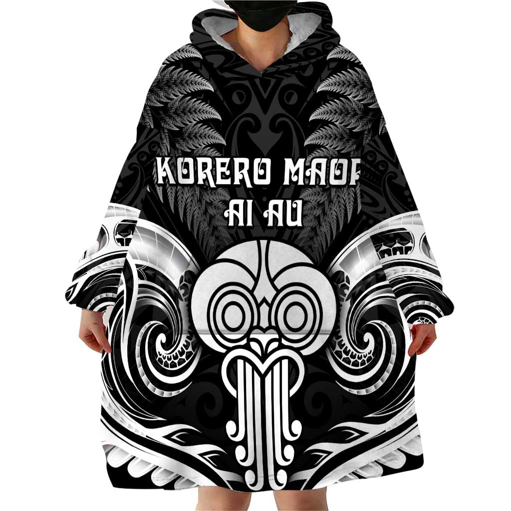 New Zealand Te Reo Maori Wearable Blanket Hoodie Korero Maori Ai Au LT05 - Polynesian Pride