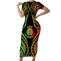 New Caledonia Day Family Matching Short Sleeve Bodycon Dress and Hawaiian Shirt Polynesian Curves Reggae Color LT05 Mom's Dress Reggae - Polynesian Pride