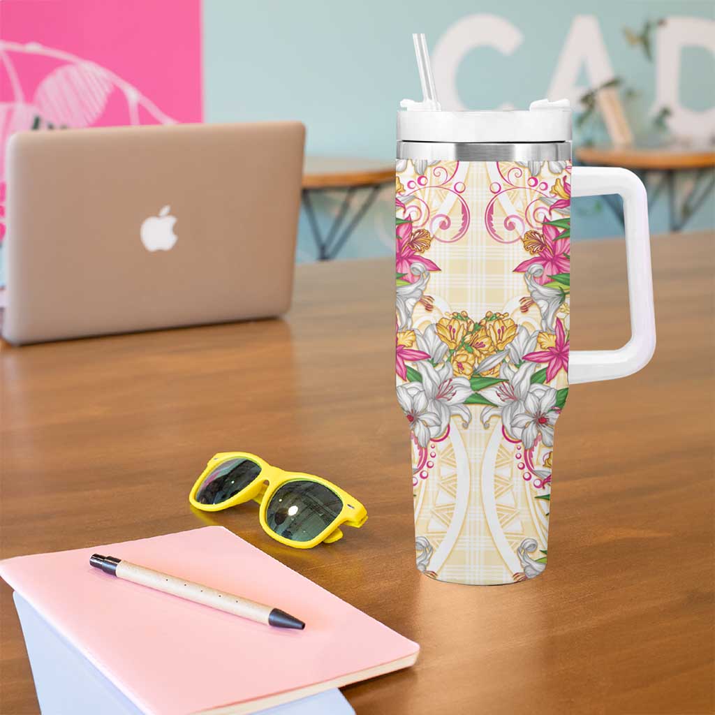 Hawaii Palaka Tumbler With Handle Yellow Tribal Pattern With Tropical Flowers - Polynesian Pride