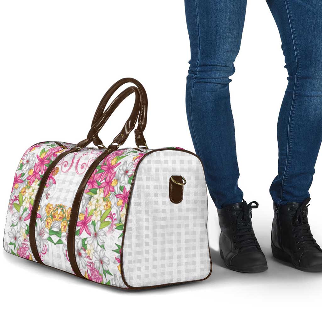 Hawaii Palaka Travel Bag White Tribal Pattern With Tropical Flowers - Polynesian Pride