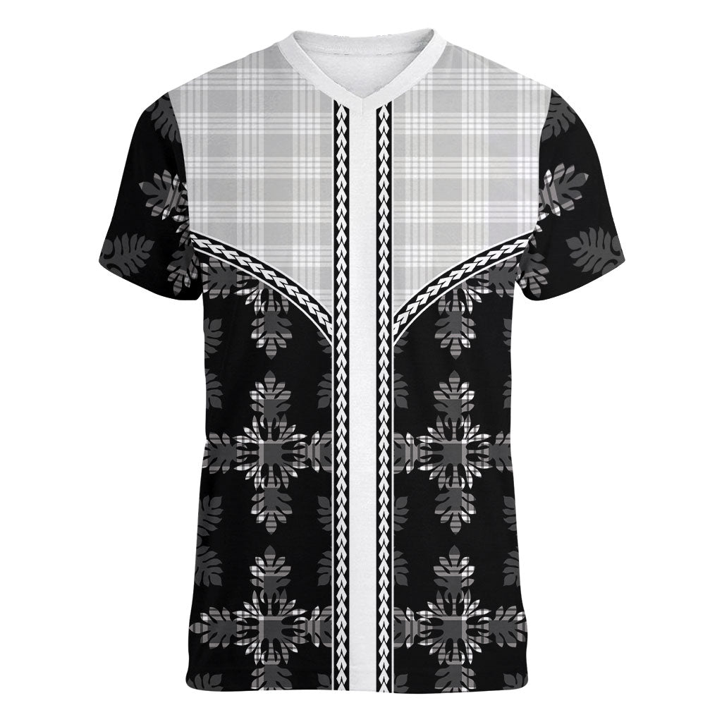 Black Hawaii Paniolo Quilt Motif Women V-Neck T-Shirt LT05 Female Black - Polynesian Pride