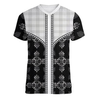Black Hawaii Paniolo Quilt Motif Women V-Neck T-Shirt LT05 Female Black - Polynesian Pride