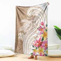 Aloha Ni’ihau Island Personalized Blanket Beige Dreamy Turtle
