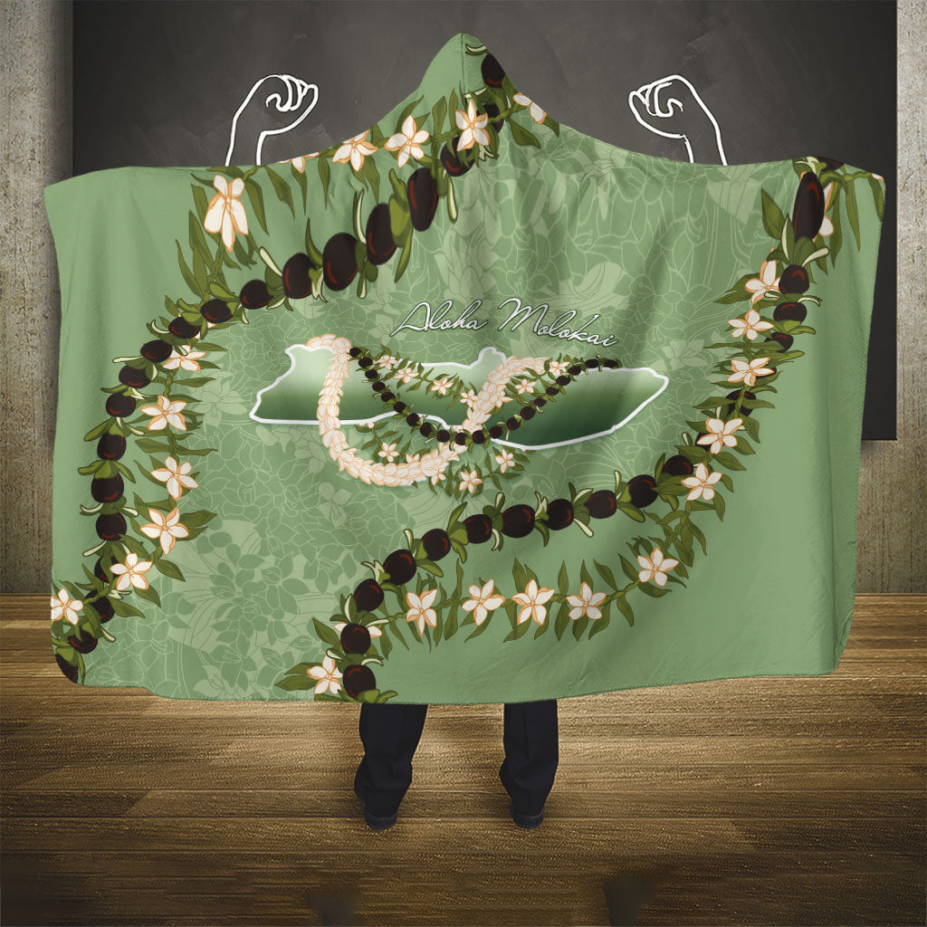 Hawaii Molokai Island Flowers Lei Hooded Blanket Kukui Nut Mossy Green