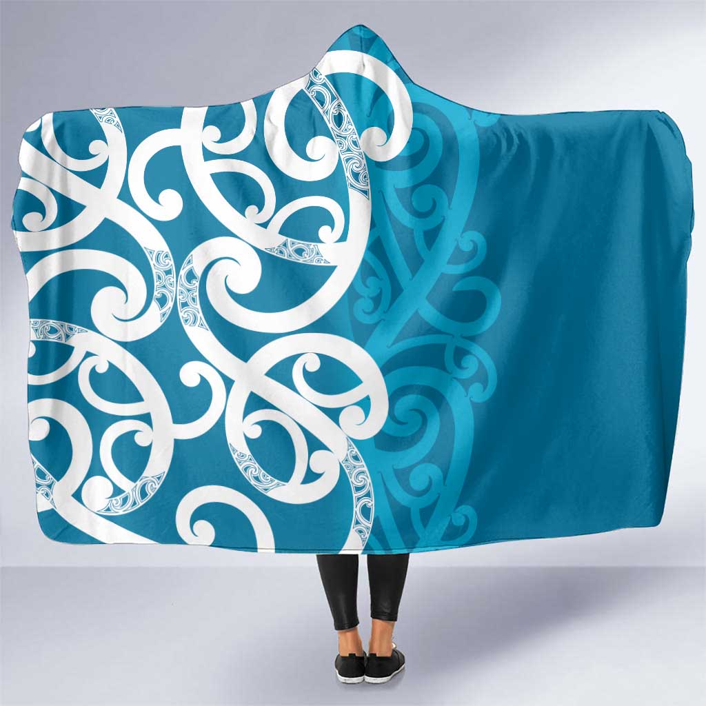 Azure Blue Maori Hooded Blanket Koru Kowhaiwhai - Polynesian Pride