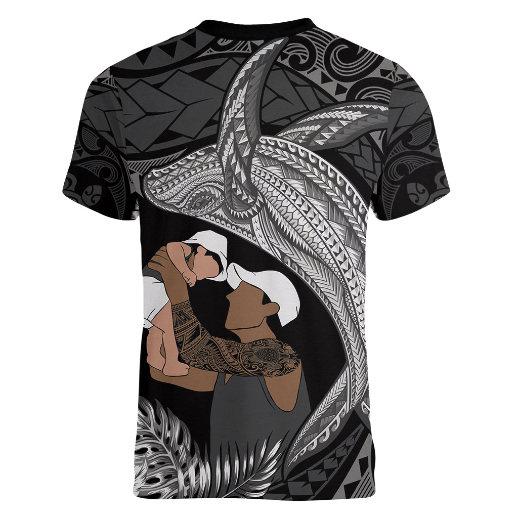 Father's Day Polynesian Pattern Women V-Neck T-Shirt Tropical Humpback Whale - Black