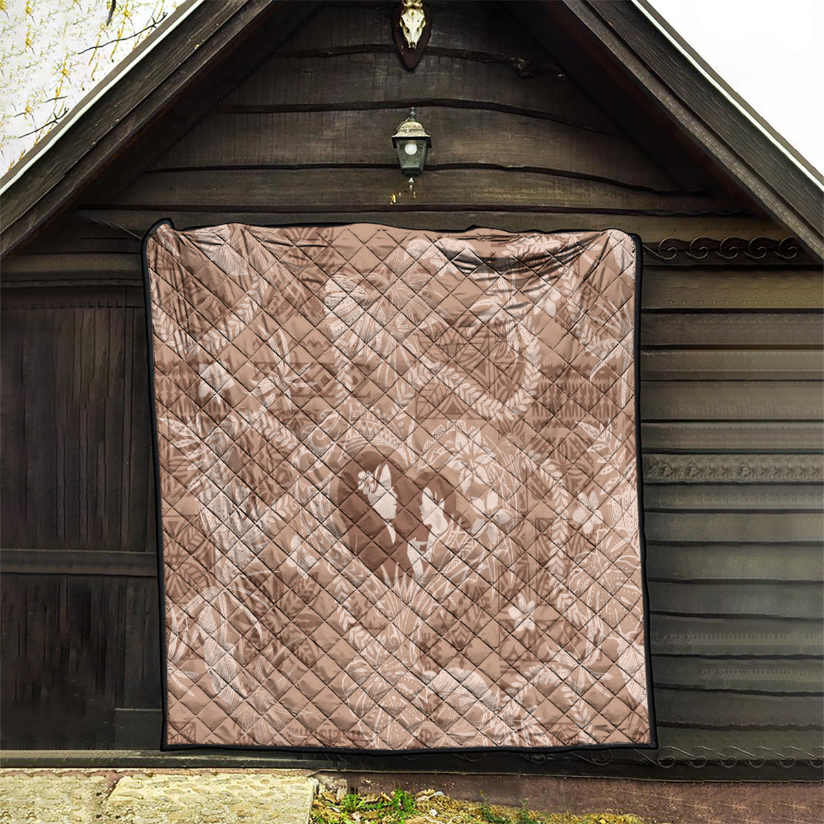 Hawaii Plumeria Quilt Hau'oli la Makuahine Beige LT7 - Polynesian Pride