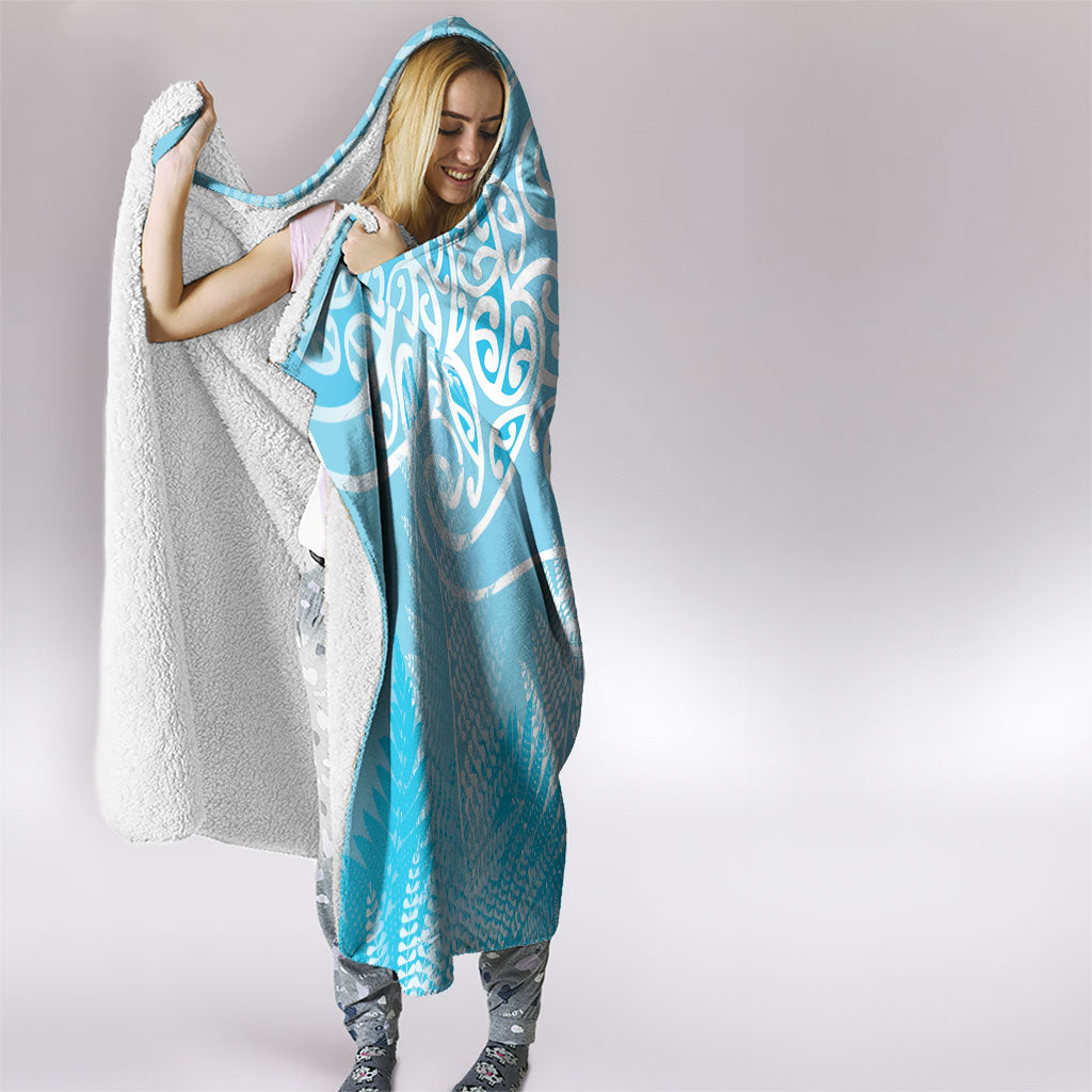 Aotearoa Maori Koru Curves Hooded Blanket Silver Ferns - Turquoise