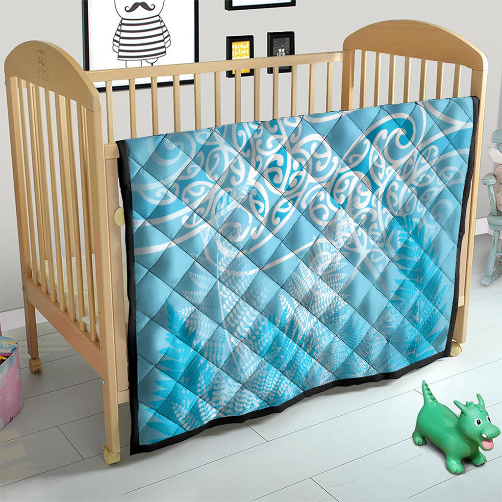 Aotearoa Maori Koru Curves Quilt Silver Ferns - Turquoise