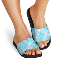 Aotearoa Maori Koru Curves Slide Sandals Silver Ferns - Turquoise