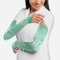 Aotearoa Maori Koru Curves Arm Sleeves Silver Ferns - Mint