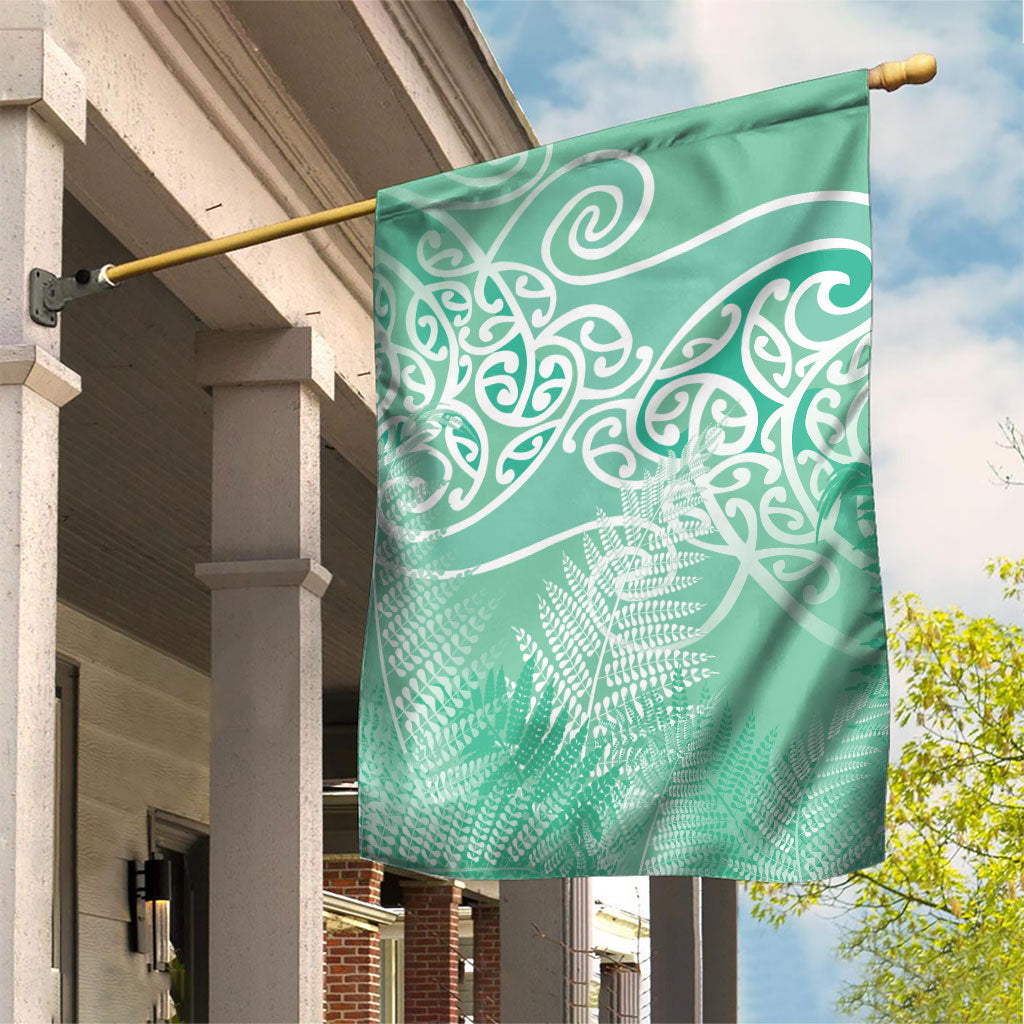Aotearoa Maori Koru Curves Garden Flag Silver Ferns - Mint