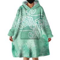 Aotearoa Maori Koru Curves Wearable Blanket Hoodie Silver Ferns - Mint