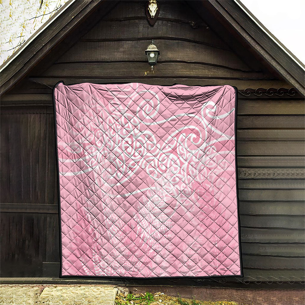 Aotearoa Maori Koru Curves Quilt Silver Ferns - Rose Pink
