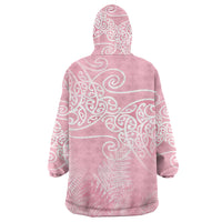 Aotearoa Maori Koru Curves Wearable Blanket Hoodie Silver Ferns - Rose Pink
