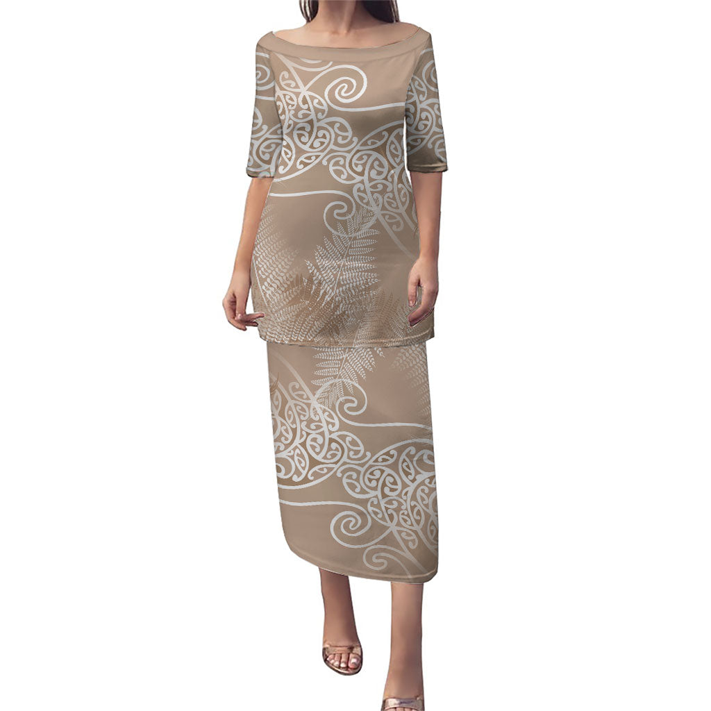 Aotearoa Maori Koru Curves Puletasi Silver Ferns - Mocha