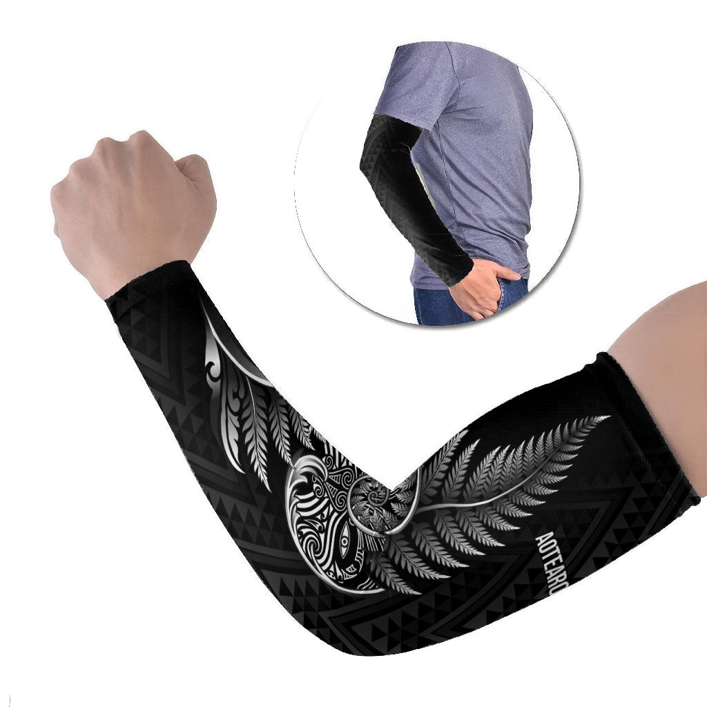 New Zealand Ta Moko Silver Fern Arm Sleeves Taniko Taniwha Motifs LT7 Set of 2 Black - Polynesian Pride