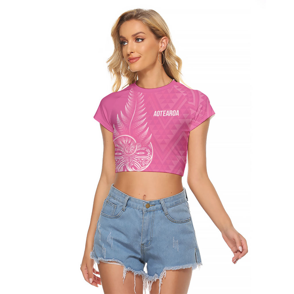 New Zealand Ta Moko Silver Fern Pink Raglan Cropped T Shirt Taniko Taniwha Motifs LT7 Female Pink - Polynesian Pride