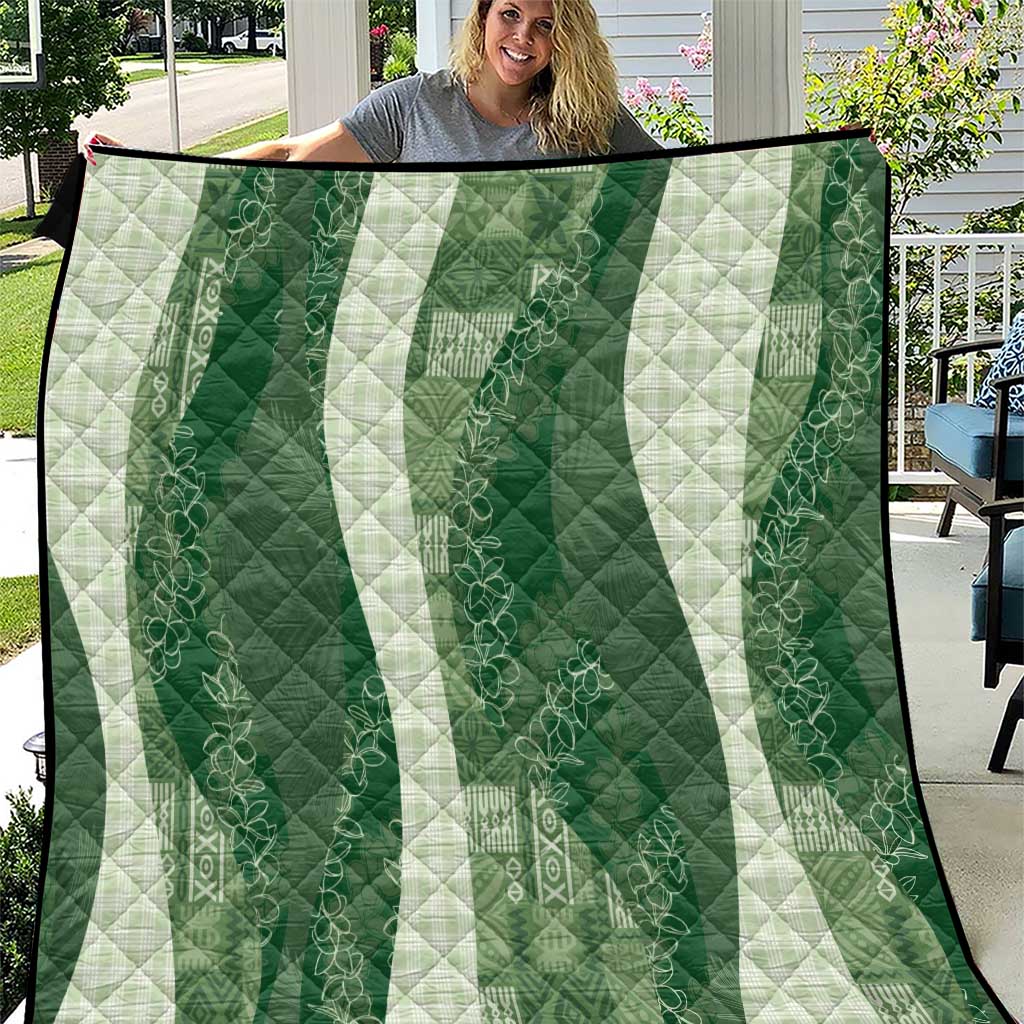 Polynesian Tribal Pattern Patchwork Picturesque Quilt Sage Green