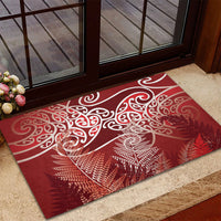 Aotearoa Maori Koru Curves Rubber Doormat Silver Ferns - Crimson Red
