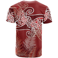 Aotearoa Maori Koru Curves T Shirt Silver Ferns - Crimson Red