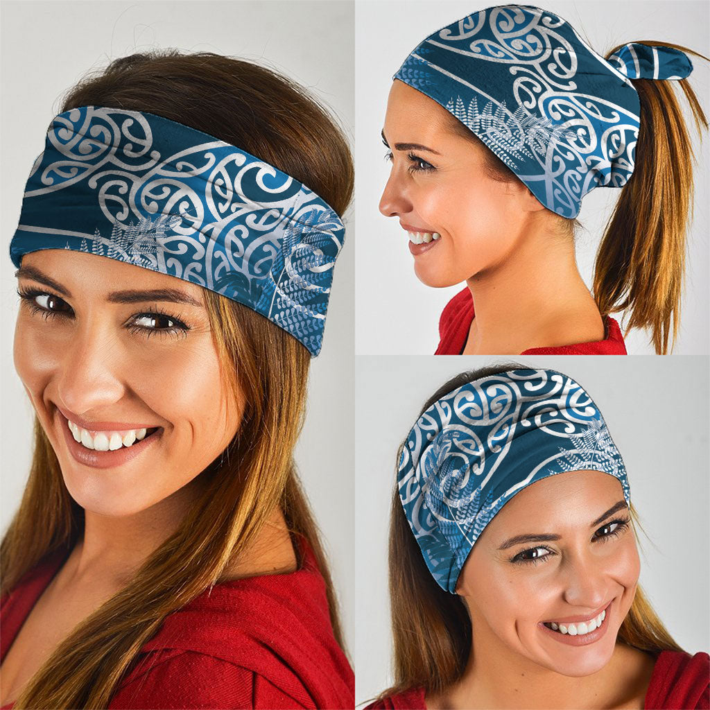 Aotearoa Maori Koru Curves Neck Gaiter Silver Ferns - Navy Blue