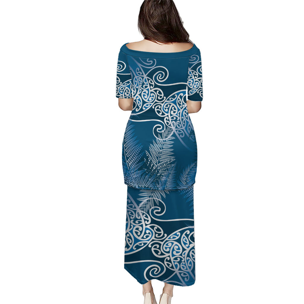 Aotearoa Maori Koru Curves Puletasi Silver Ferns - Navy Blue