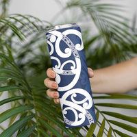 New Zealand Maori Mo Bros Skinny Tumbler Blue Ribbon With Koru Kowhaiwhai LT7 - Polynesian Pride