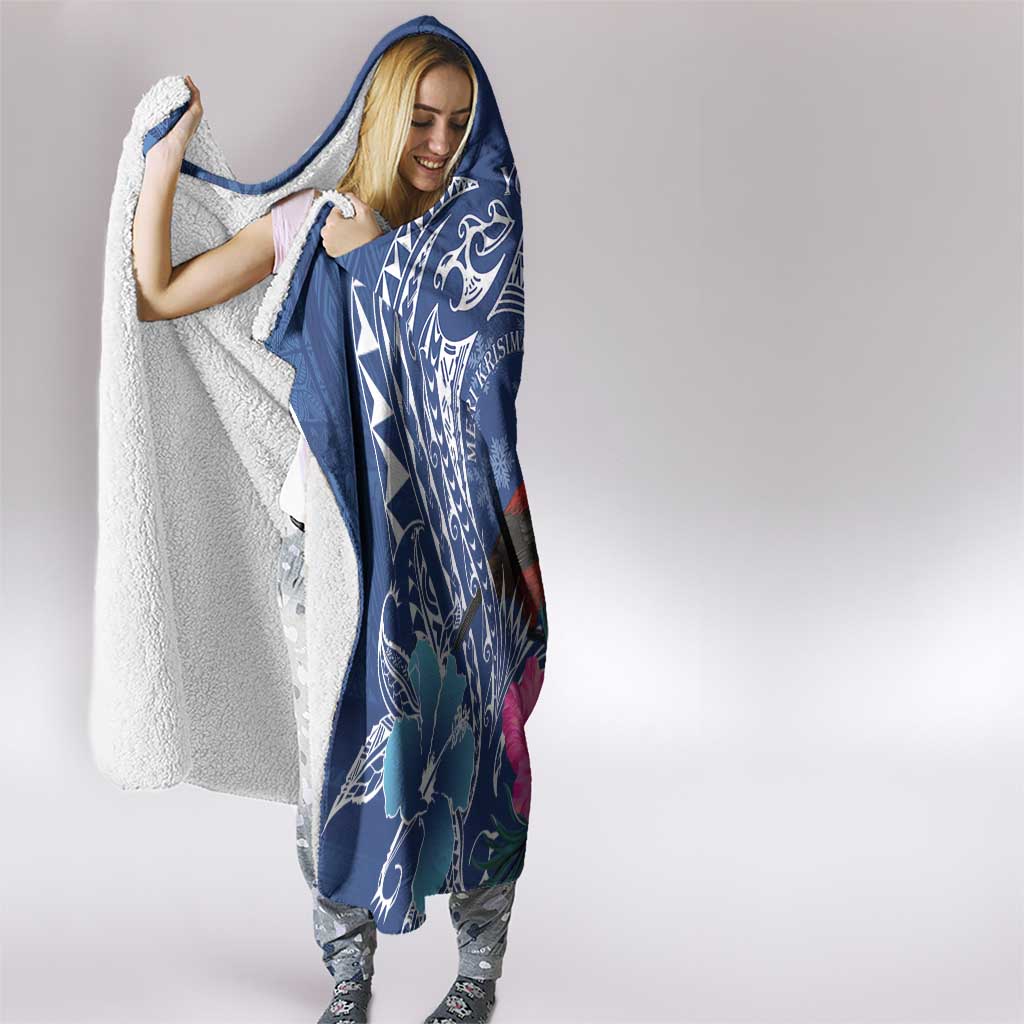 Personalized Samoa Christmas Hooded Blanket Cardinal Honeyeater Mix Siapo LT7 - Polynesian Pride