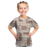 Hawaiian Quilt Tapa On Beige Palaka Motifs Kid T Shirt